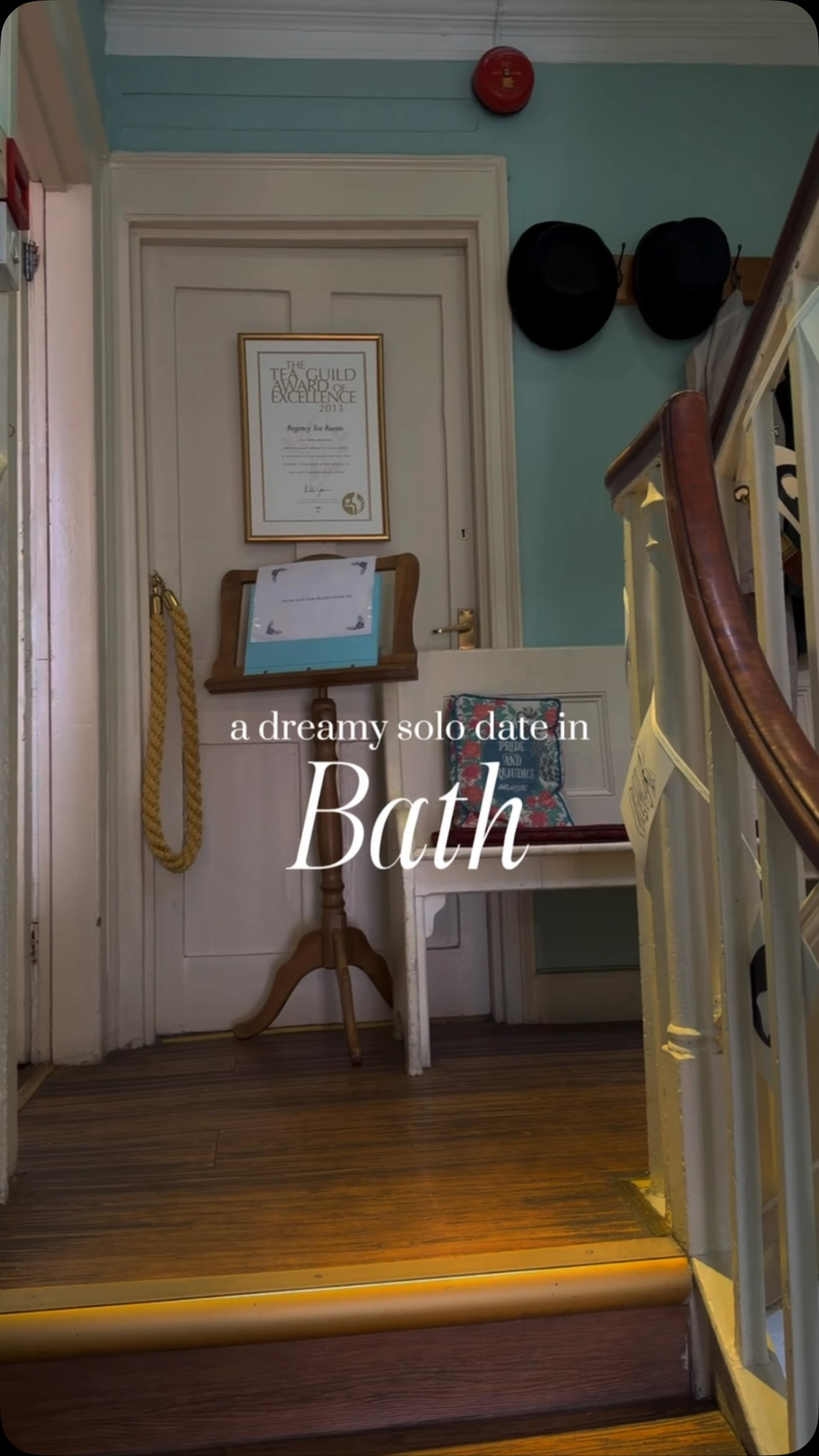 join me for a dreamy rainy autumn 🍂 day in Bath, UK for another solo date 📅